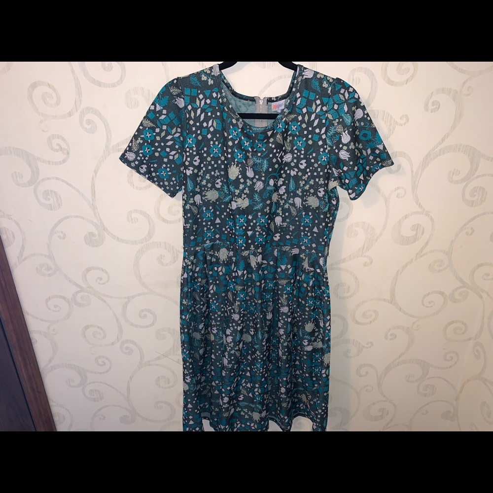 Lularoe Amelia